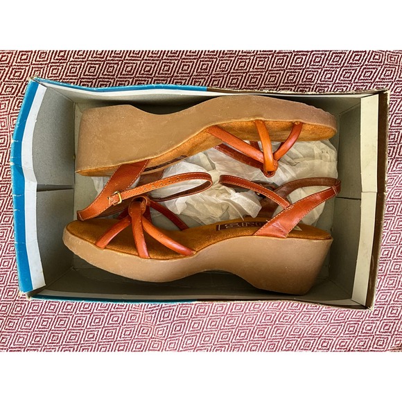 NOS ViNTaGe 70’s New In Box S.r.o. Leather Sandals 8 - Picture 2 of 14